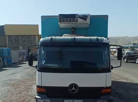 Mercedes Atego 818 2000