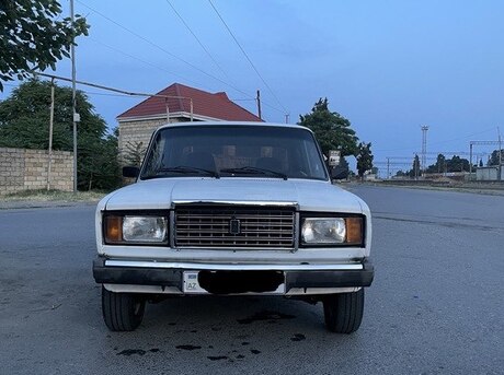 LADA (VAZ) 2107 2005