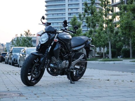 Suzuki  2014