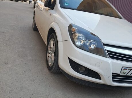 Opel Astra 2009