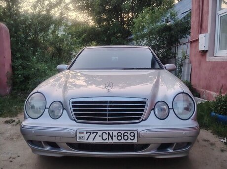 Mercedes E 200 2000
