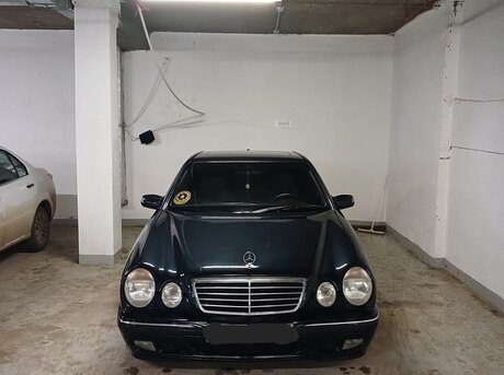 Mercedes E 280