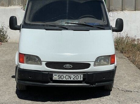 Ford Transit 2000
