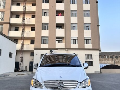 Mercedes Vito 111