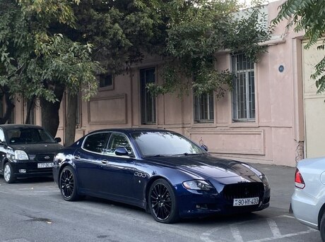 Maserati Quattroporte