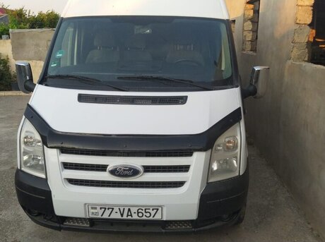 Ford Transit 2011
