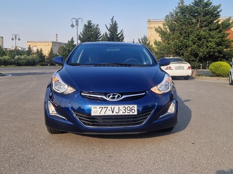 Hyundai Elantra 2015