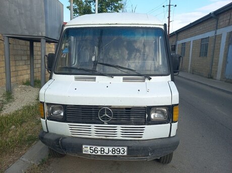 Mercedes 208 D 1994