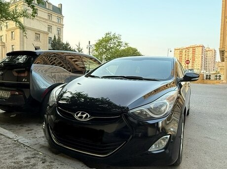 Hyundai Elantra 2013
