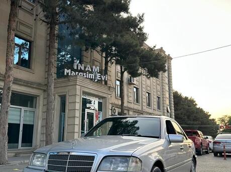 Mercedes C 200 1994