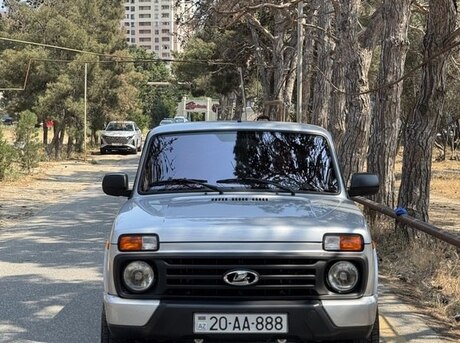 LADA (VAZ) Niva