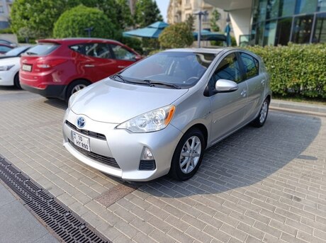 Toyota Prius C