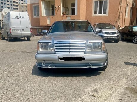 Mercedes E 220 1993