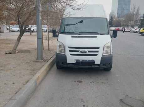 Ford Transit 2012