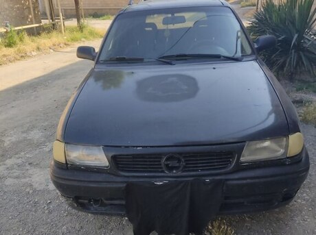 Opel Astra 1998