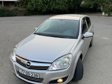 Opel Astra 2007