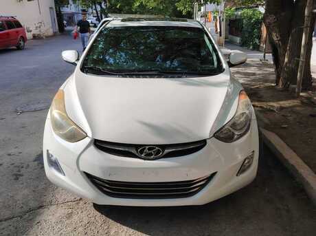 Hyundai Elantra 2013