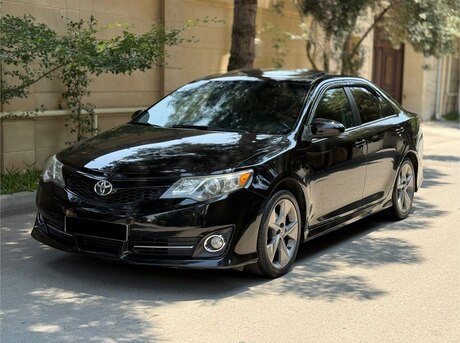 Toyota Camry 2014