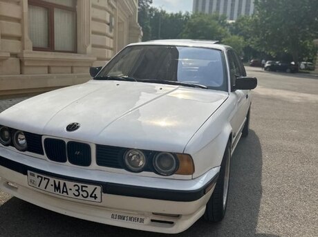 BMW 525