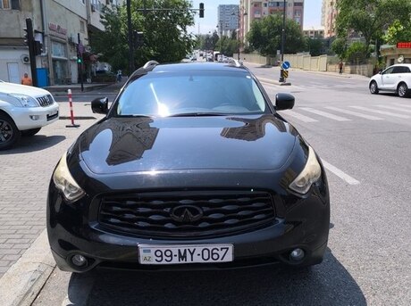 Infiniti FX35 2009