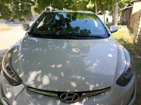 Hyundai Elantra 2014
