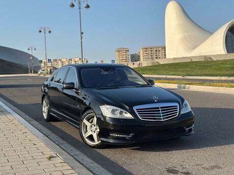 Mercedes S 500