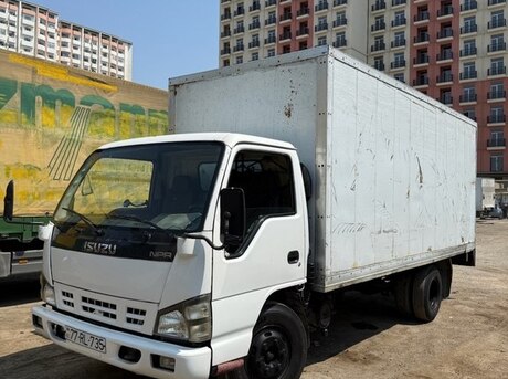 Isuzu NPR 66 L
