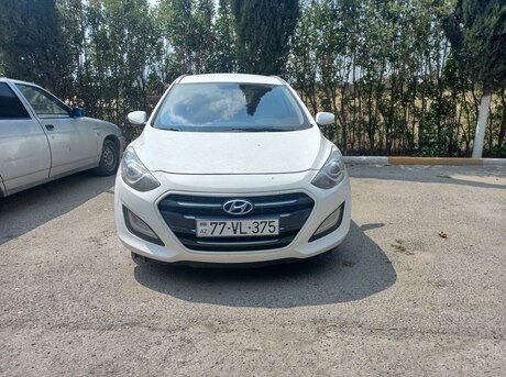 Hyundai i30 2016