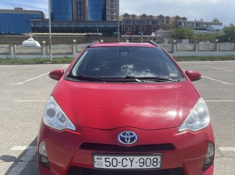 Toyota Prius C 2018