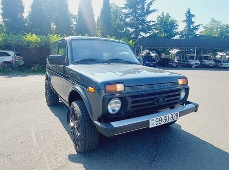 LADA (VAZ) Niva 2022