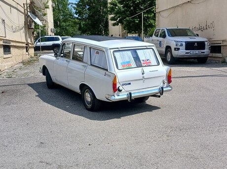 Moskvich  1975