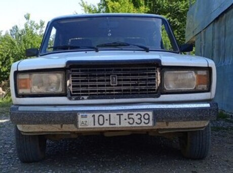LADA (VAZ) 2107 2000