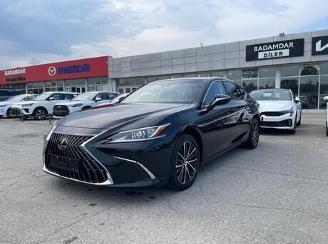 Lexus ES 300h 2025