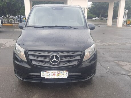 Mercedes  2015