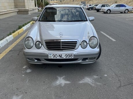 Mercedes E 220 d 2000