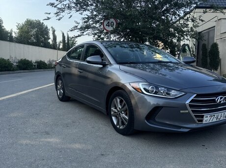 Hyundai Elantra 2018