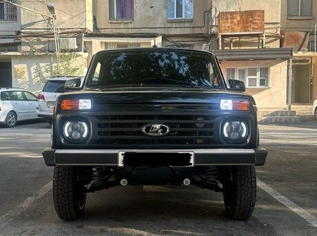 LADA (VAZ) Niva