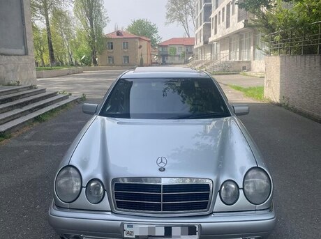 Mercedes E 230 1996