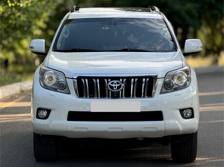Toyota Land Cruiser Prado 2010
