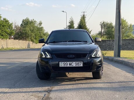 LADA (VAZ) Priora 2013