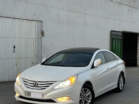 Hyundai Sonata 2010