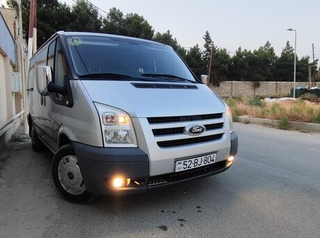 Ford Transit 2011