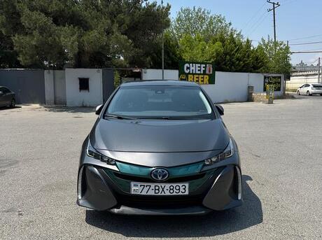 Toyota Prius Prime 2016