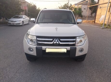 Mitsubishi Pajero 2008