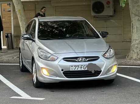 Hyundai Accent 2012