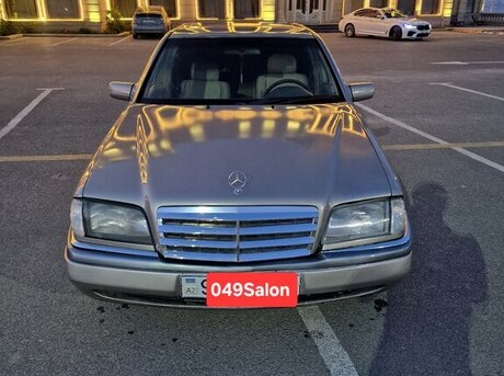Mercedes C 220