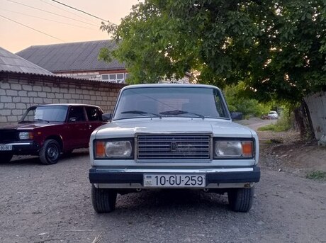 LADA (VAZ) 2107 2000