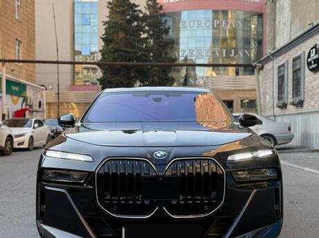 BMW 740