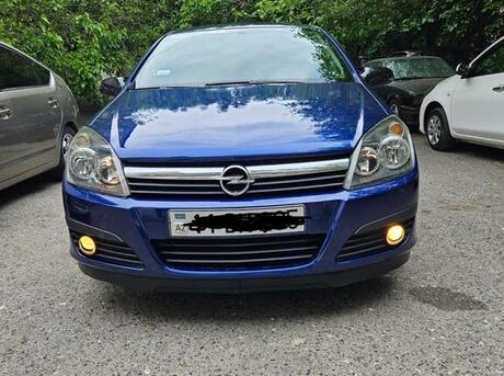 Opel Astra 2005