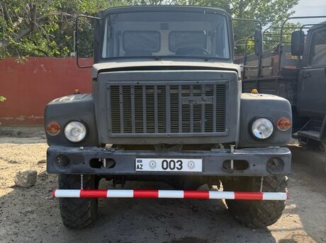 GAZ 3308 2003